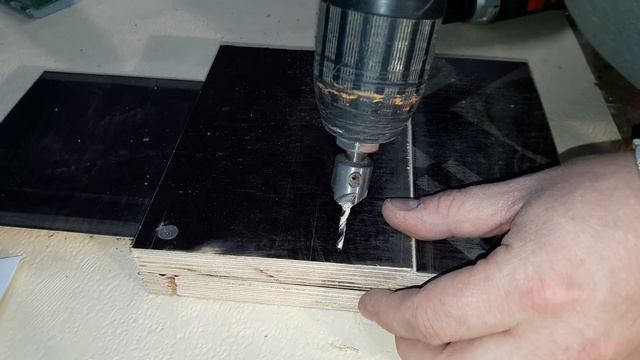Сверлильный станок из фанеры своими руками (часть 1) смотреть онлайн