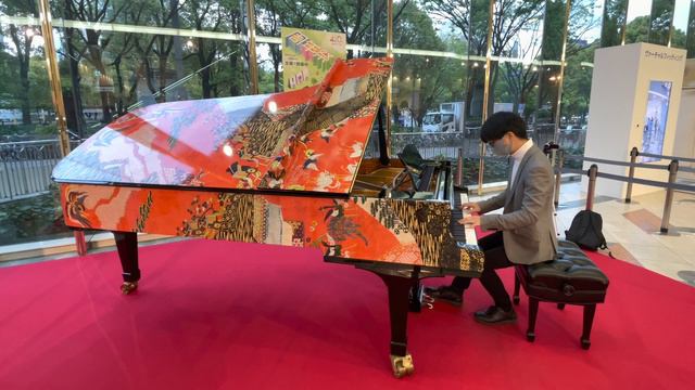 【ストリートピアノ】超豪華!! デパート松坂屋名古屋店のSteinway&Sons D274 フルコンサートグランドピアノで『旅立ちの日に』を弾いたら、音の響きが気持ち良すぎた!!【4K HDR】 смотреть онлайн