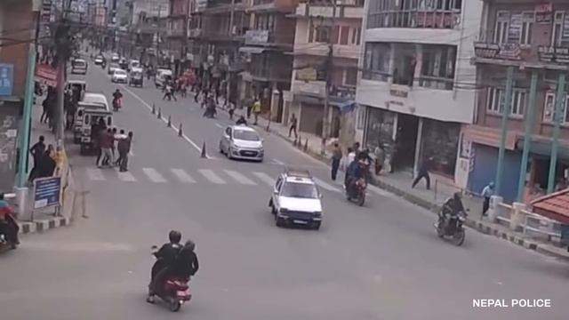 10 Earthquakes Caught On Security Cameras смотреть онлайн