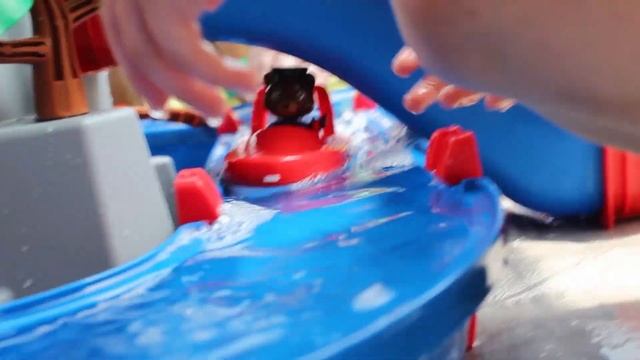 AquaPlay Mountain Lake Playset | Summertime Outdoor Water Play | Kids and Family Fun смотреть онлайн
