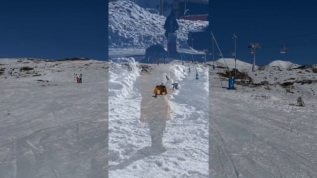 Катаемся всей семьей на сноубордах в Гудаури (Грузия) | Family Snowboarding In Gudauri (Georgia)