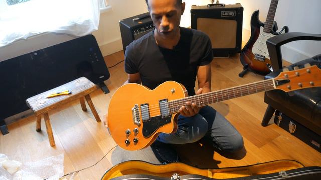 Unwrapping a Piece of Guitar History: Unboxing the 1973 Yamaha SG 45 Guitar смотреть онлайн