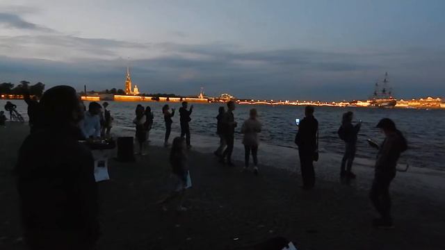 Бетховен "Лунная соната", Санкт-Петербург Стрелка Васильевского Острова композитор Эдуард Назаров.. смотреть онлайн