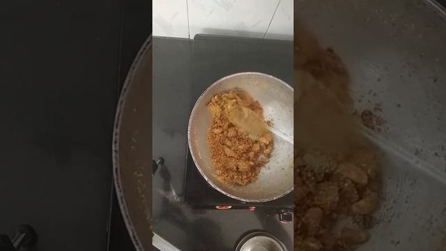 Vatha Kulambhu, Venpongal (வத்தகுழம்பும் வெண்பொங்களும்)