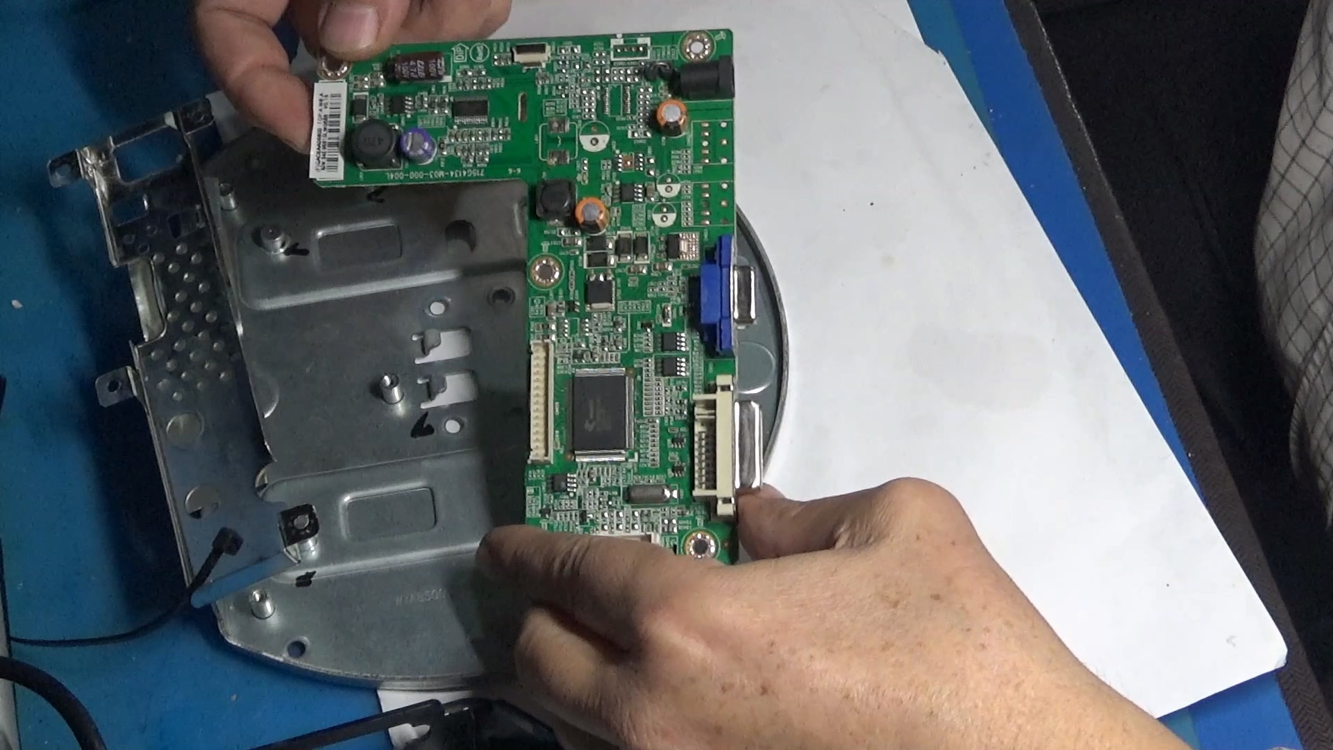 Ремонт монитора AOC / осторожно мошенники!!!