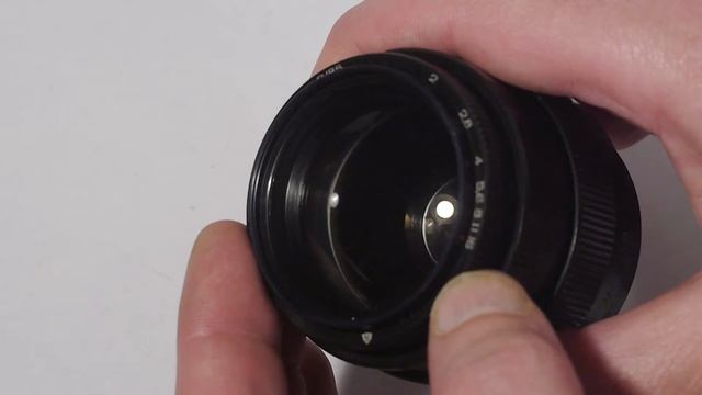 Особенности объектива Юпитер 9 2/85, снято Гелиосом 44-2 2/58 смотреть онлайн