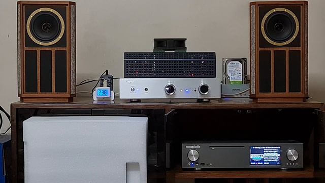 HiFi System. Tannoy Prestige Autograph Mini Speakers. Men In Black