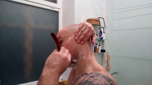 Бритьё.Я затачиваю Вачу.Я от Вачи хохочу!!!