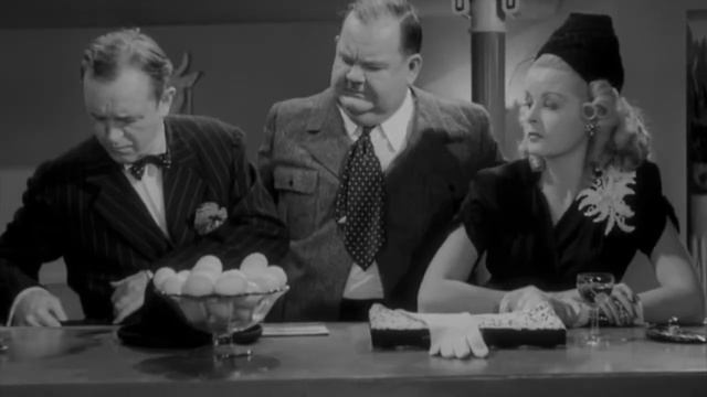 Egg Scene  (*1945 CLASSIC*) | Laurel Hardy