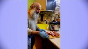 ДОМАШНЯЯ КУРИЦА В СКОРОВАРКЕ готовим за1час. Сколько варить домашнюю курицу, чтобы мясо было нежным