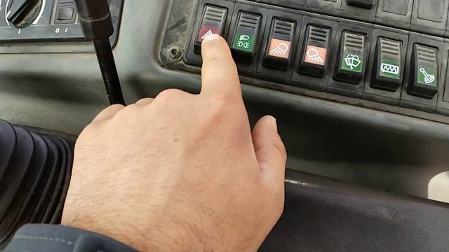 Inside the Cab - John Deere 304K Wheel Loader смотреть онлайн
