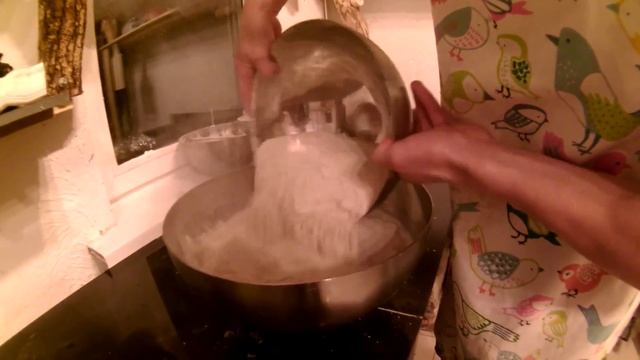 Выпечка хлеба на закваске в Русской печи. Инструкция. Часть 2. смотреть онлайн