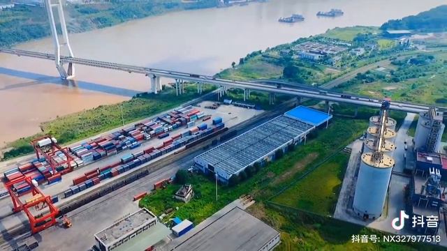 LuZhou port in sichuan CHINA смотреть онлайн