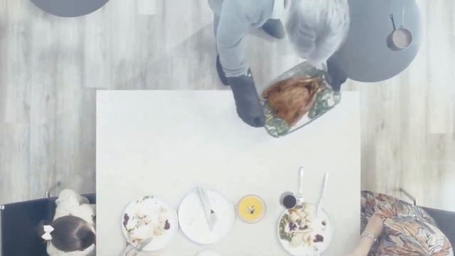 2 года назад виртуальная ведущая впервые появилась у меня для раздела "Космос на вашей кухне" смотреть онлайн