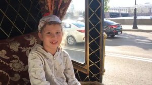 КАТАЮСЬ НА НАСТОЯЩЕЙ КАРЕТЕ! С НАСТОЯЩИМИ ЛОШАДКАМИ!