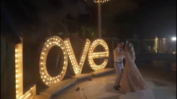 Romantic Destination Wedding | Surprise Dance | First Dance Choreography