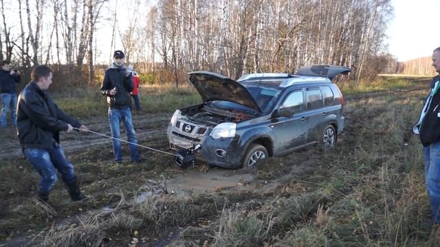Nissan X-Trail Club - 19.10.2013. Грязь. Лебедка смотреть онлайн