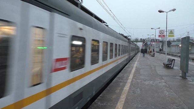 Электропоезд ЭП2Д-0079 ЦППК станция Голицыно смотреть онлайн