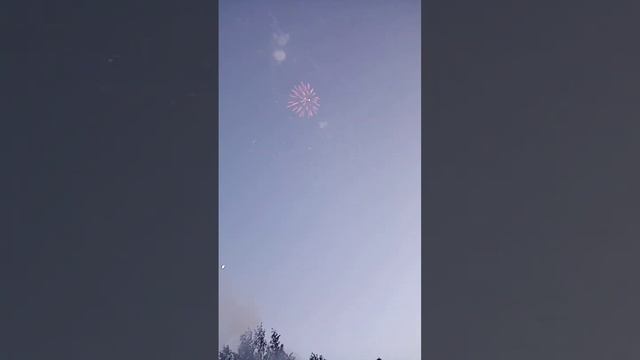 салют к дню города (Санкт Петербург) смотреть онлайн