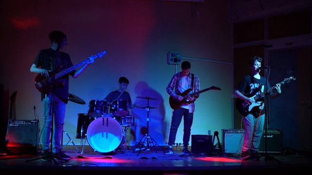 Fluorescent Adolescent (Arctic Monkeys)