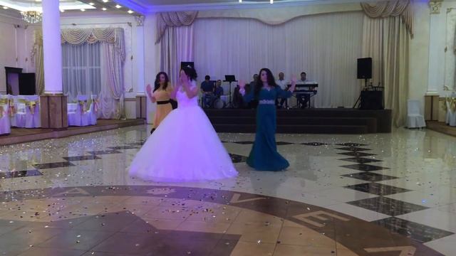 Танец невесты с подружками.wedding. daaru peeke dance смотреть онлайн