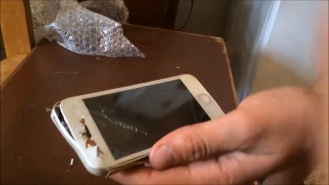 Краш-тест IPhone 5s / Кидаем с 9 этажа )) crash test iPhone 5s смотреть онлайн