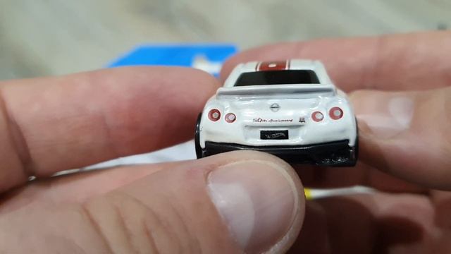[HW] '17 NISSAN GT-R (R35) смотреть онлайн