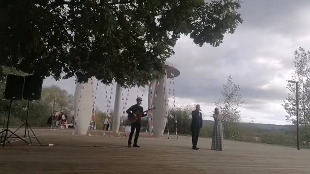 За тихой рекою - Трофим, на гитаре (анс. Карильон) смотреть онлайн