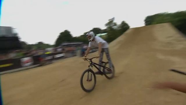 Big air freestyle mountain biking - Swatch Prime. смотреть онлайн