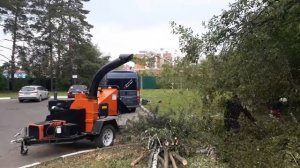 Как работает дробилка веток?