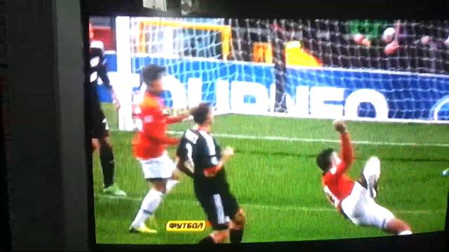 Гол ван перси ман.ю 4-2 баер смотреть онлайн