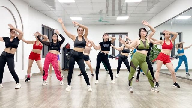 Aerobic Dance - 30 Minutes Of Aerobic Exercise Every Day - Successful Fat Loss At Home