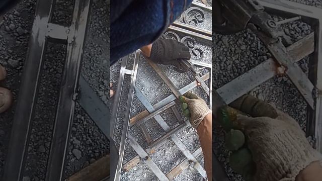 Первые ворота, своими руками. Даже на коленке можно сделать красоту, без сварочного стола на месте. смотреть онлайн