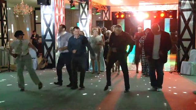 ВЫПУСКНОЙ вечер короткая версия смотреть онлайн