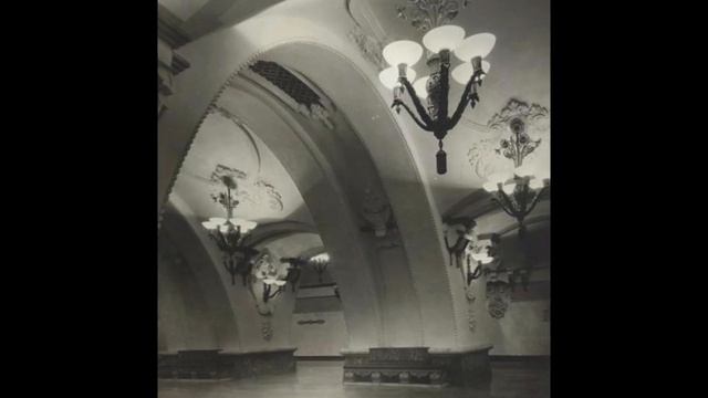 Экскурсия с Александром Усольцевым "От Гоголя до Гоголя" смотреть онлайн