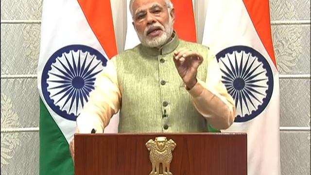 PM Modi's address to fellow citizens of India смотреть онлайн