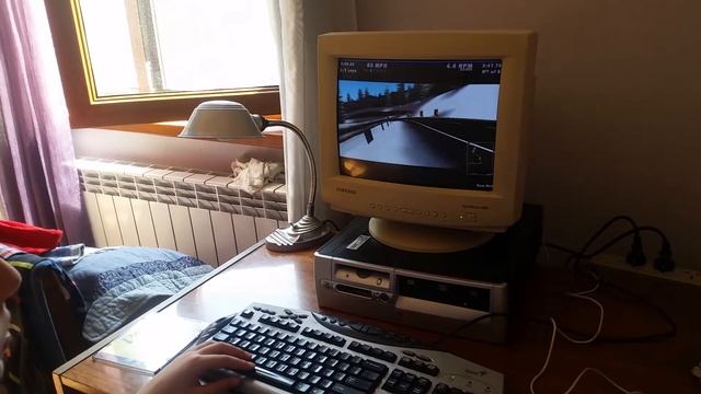 Samsung SyncMaster 400b monitor from 1998! Testing NFS 3 + WIN 98 смотреть онлайн