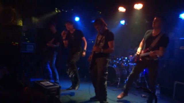 СВД - Следуй за мной (Ария cover) 20 июля BSB club Владивосток) смотреть онлайн