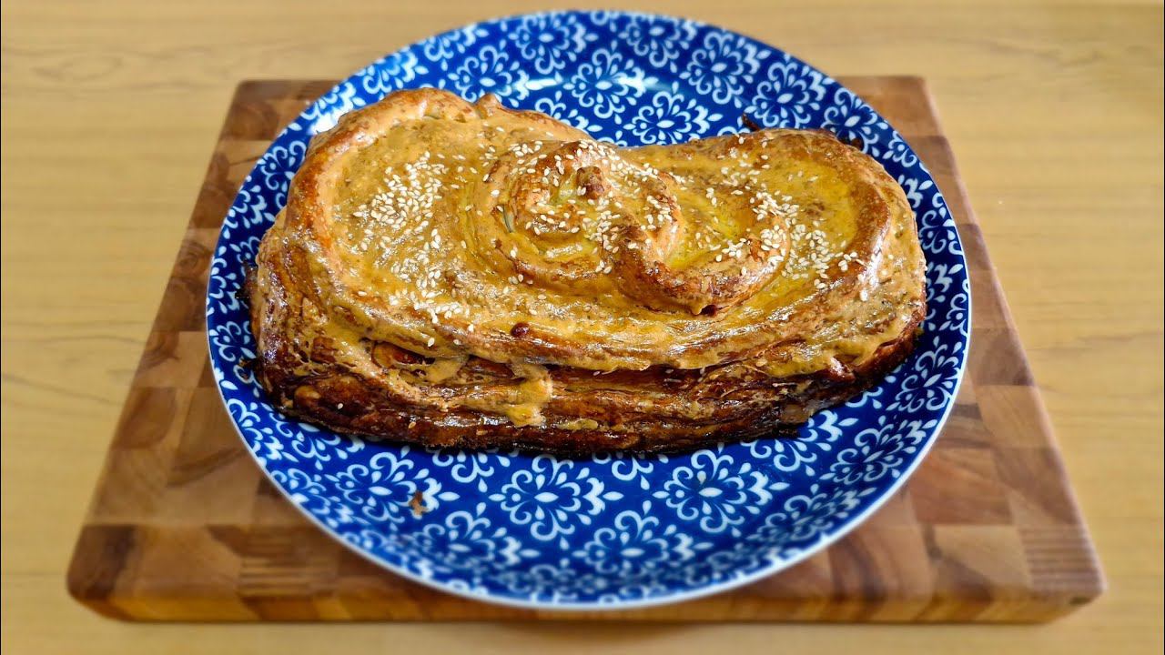 Шея свиная в слоеном тесте в духовке. смотреть онлайн