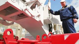 Установка противовесов на автокране Челябинец _Серия Плюс_.mp4 смотреть онлайн