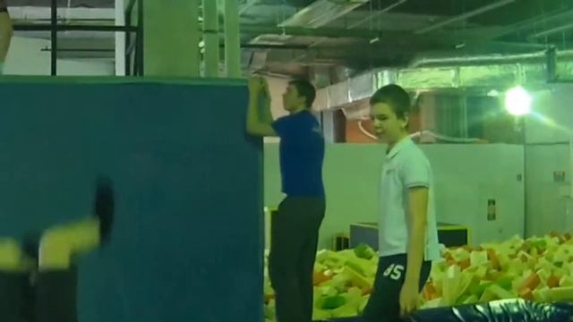 VLOG: ДР, БАТУТНЫЙ ЦЕНТР C9h13no3 (перазалив)