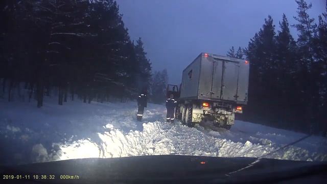 Сел на брюхо смотреть онлайн