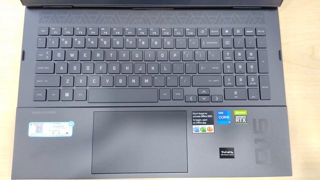 HP Omen 16 b1350TX смотреть онлайн