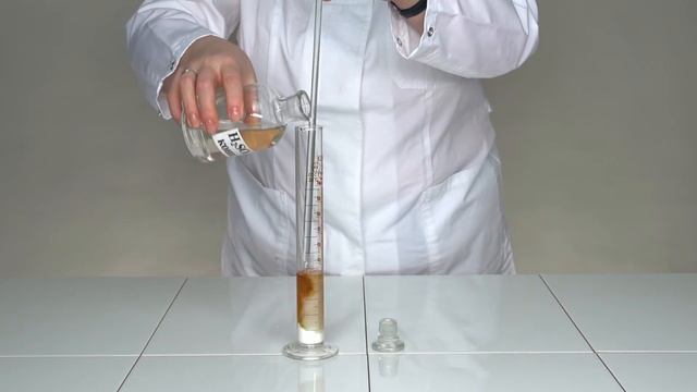 Взаимодействие сахара с концентрированной серной кислотой - 9 - 11 класс смотреть онлайн
