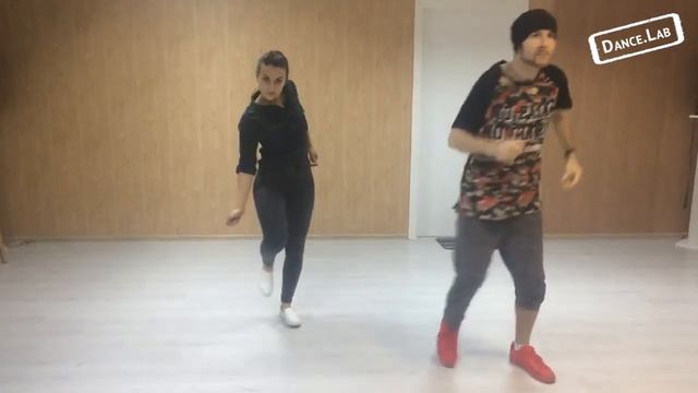 Reggaeton Dance Урок 1 | Связка для начинающих | Артем ArchieBadMan Левин смотреть онлайн