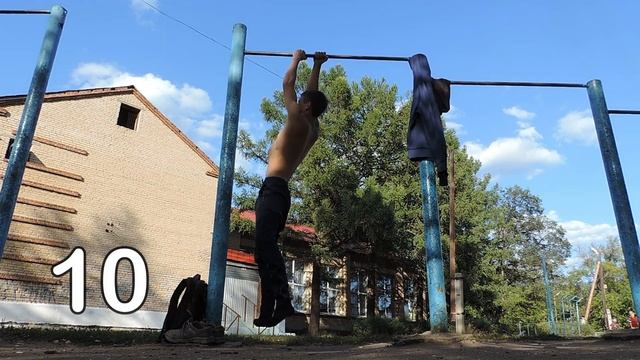 13 подтягиваний на ОДНОЙ РУКЕ (правой) 12 на левой. 27 подтягиваний на одной руке с переменой рук смотреть онлайн
