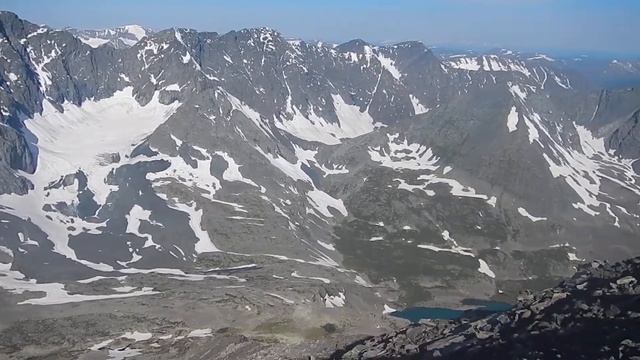 На вершине г.Колбан (3022м) смотреть онлайн