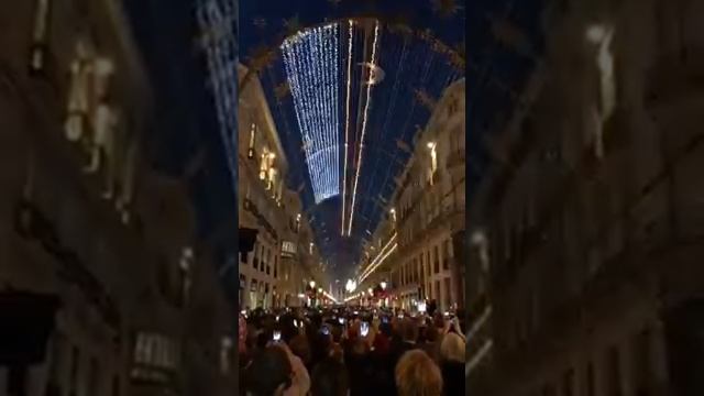 Восхитительное световое шоу ....mp4 смотреть онлайн