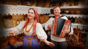 Я по бережку ходила, молода...