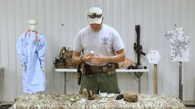 How a Special Forces Medic sets up his IFAK | Individual first aid kit | Tactical Rifleman смотреть онлайн